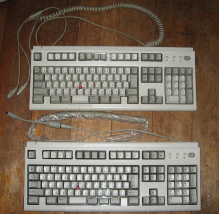 上が66G8362,下が66G8363